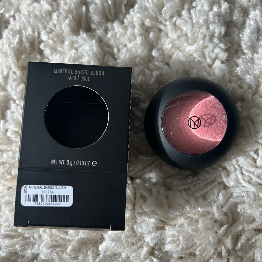 BRAND NEW IL MAKIAGE Mineral Baked Blush - Lolita